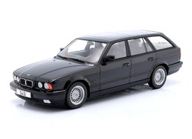 BMW 5er (E34) Touring, metallicschwartz, 1991